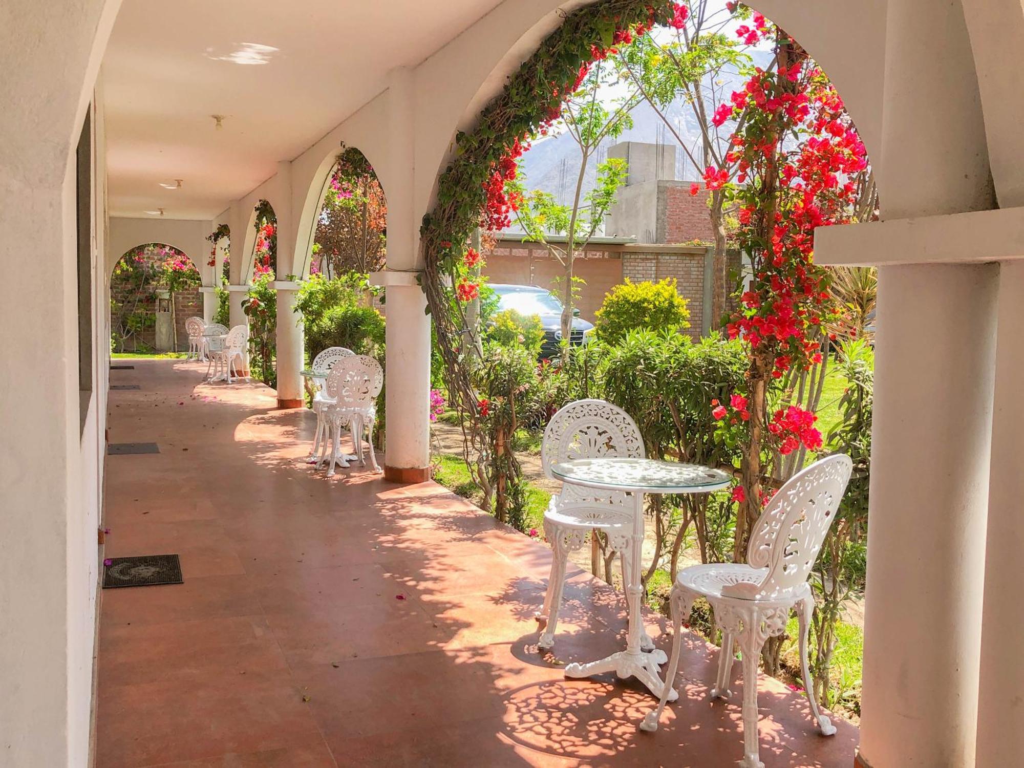 Casa Hotel Mamaluna Lunahuana Exterior photo